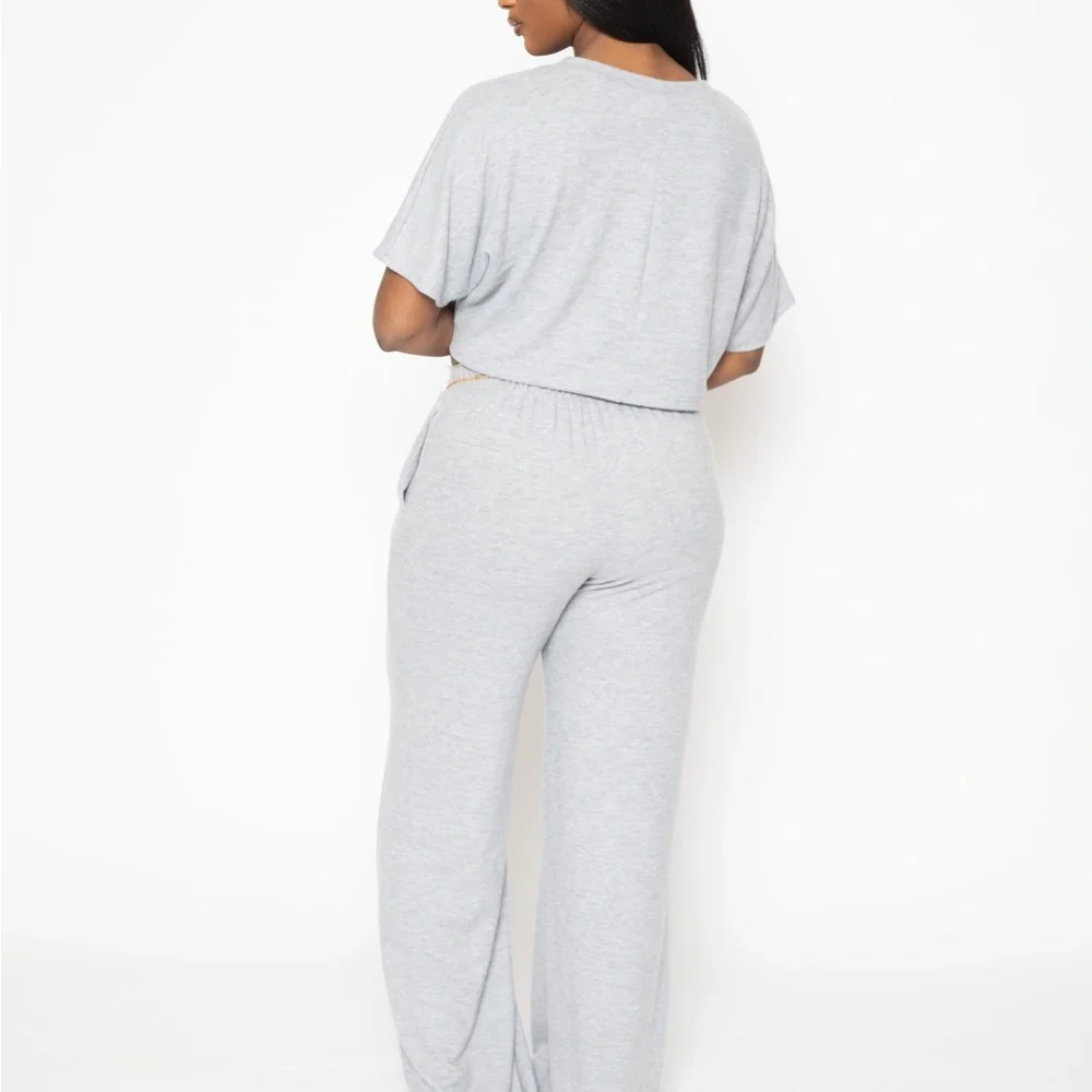 Soft grey two piece lounge set - Picture 5 of 8